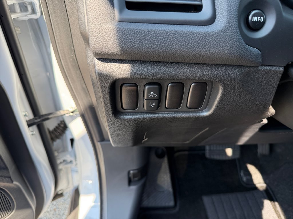 Used 2025 Mitsubishi Outlander Sport ES AWD/4WD image 30