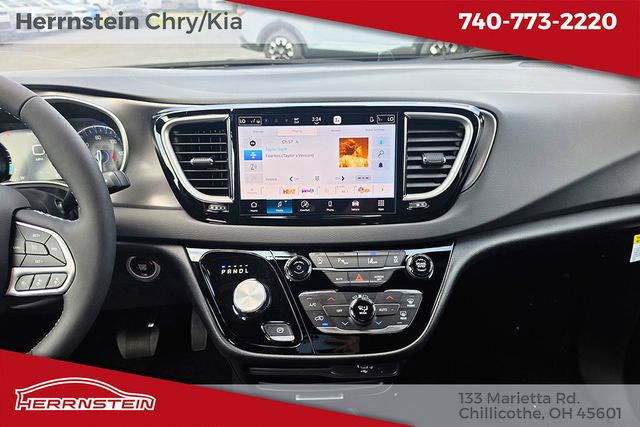 New 2026 Chrysler Voyager LX FWD image 9