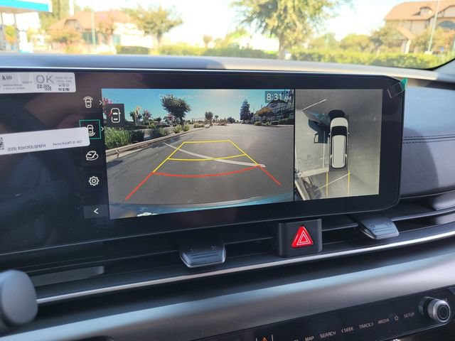 New 2026 Kia Carnival SX w/ SX Dark Edition Package FWD image 9