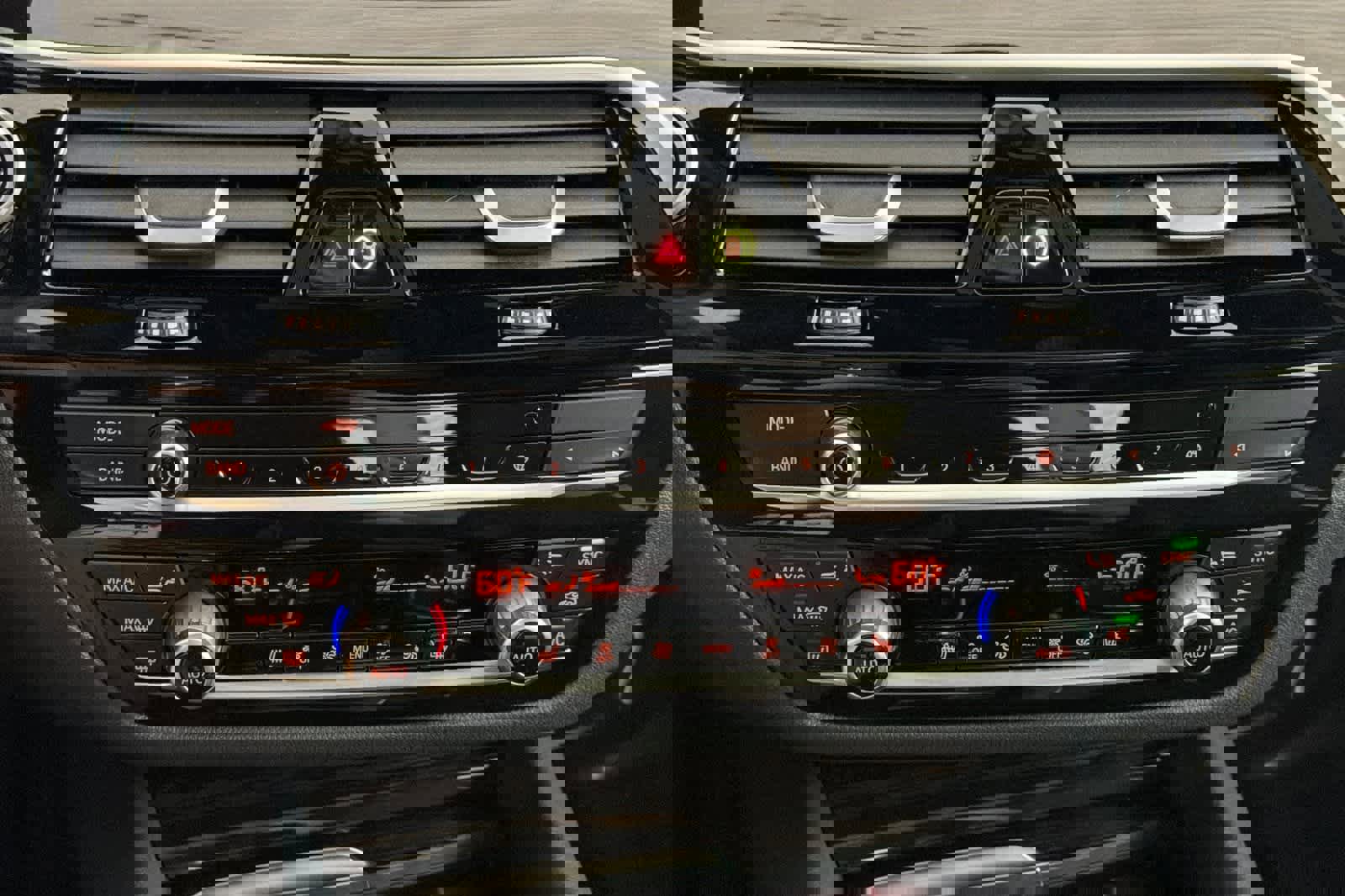 Used 2023 BMW 540i w/ Convenience Package image 20