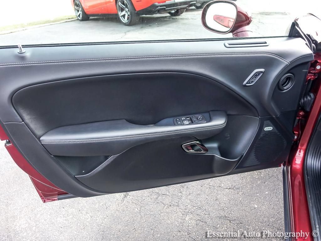Used 2022 Dodge Challenger SRT Hellcat RWD image 23