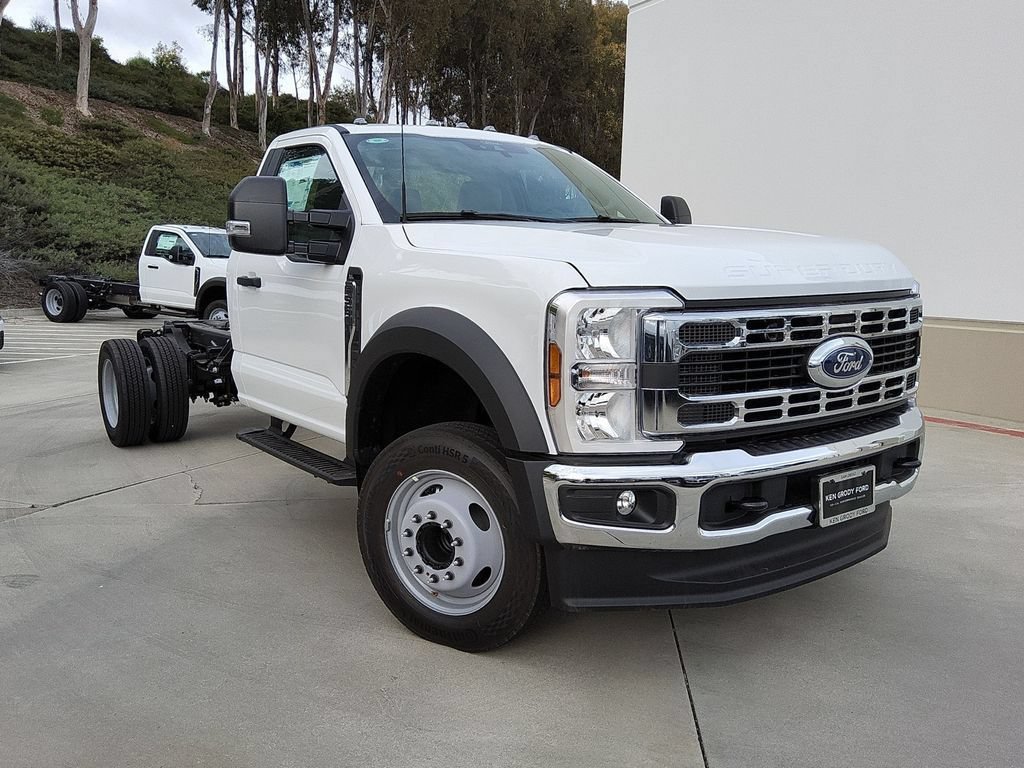 New 2026 Ford F550 2WD Regular Cab Super Duty image 18