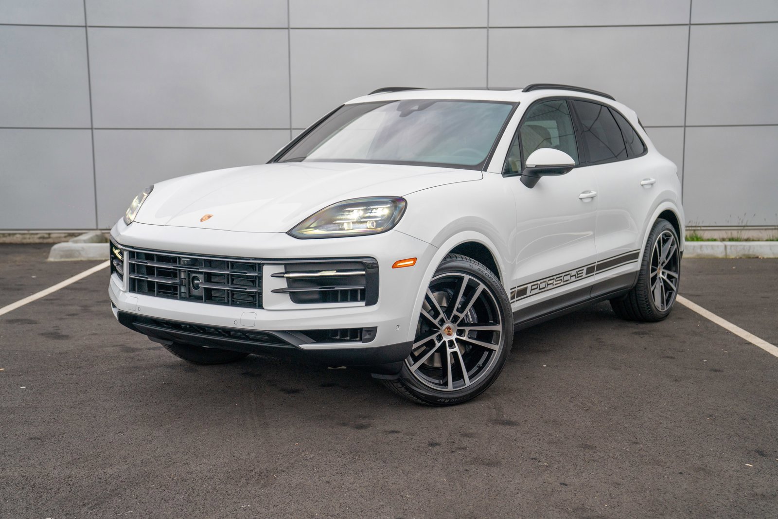 Certified 2026 Porsche Cayenne image 1
