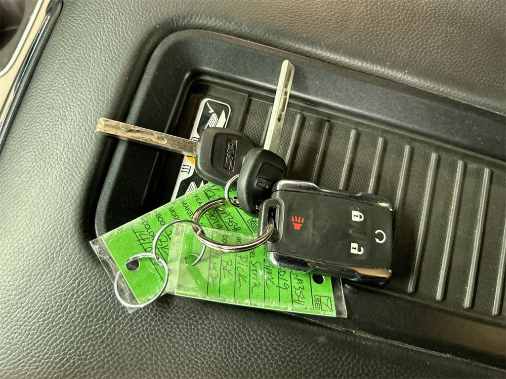 Used 2019 GMC Sierra 2500 Denali w/ Duramax Plus Package image 12