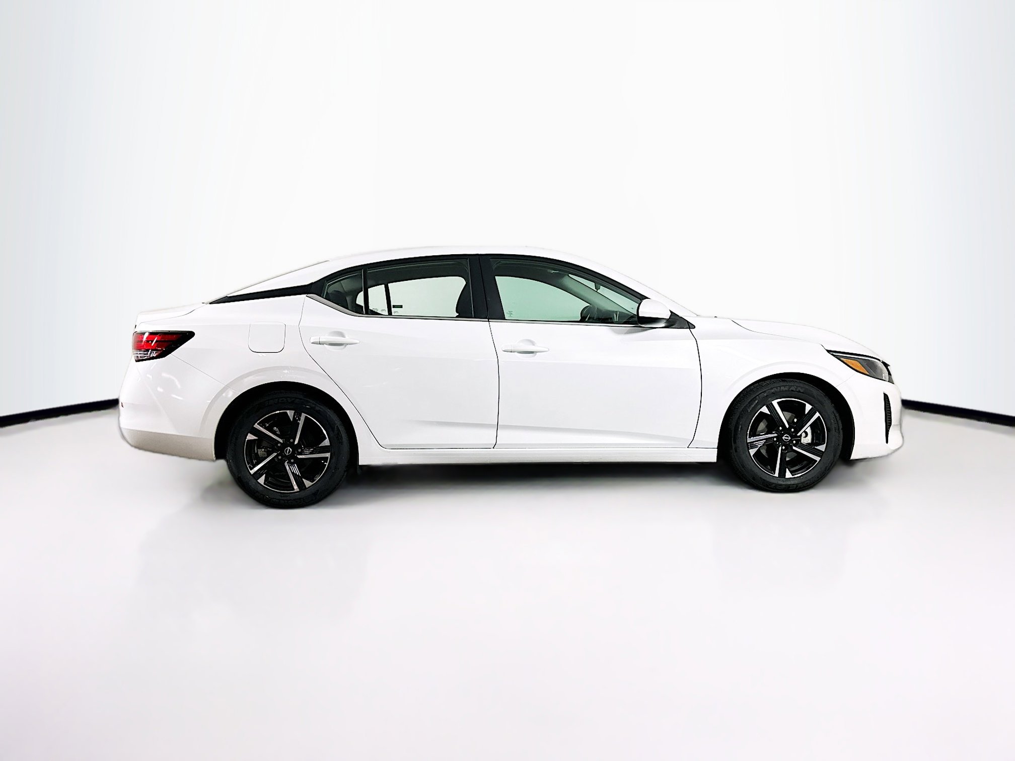 Used 2024 Nissan Sentra SV image 10