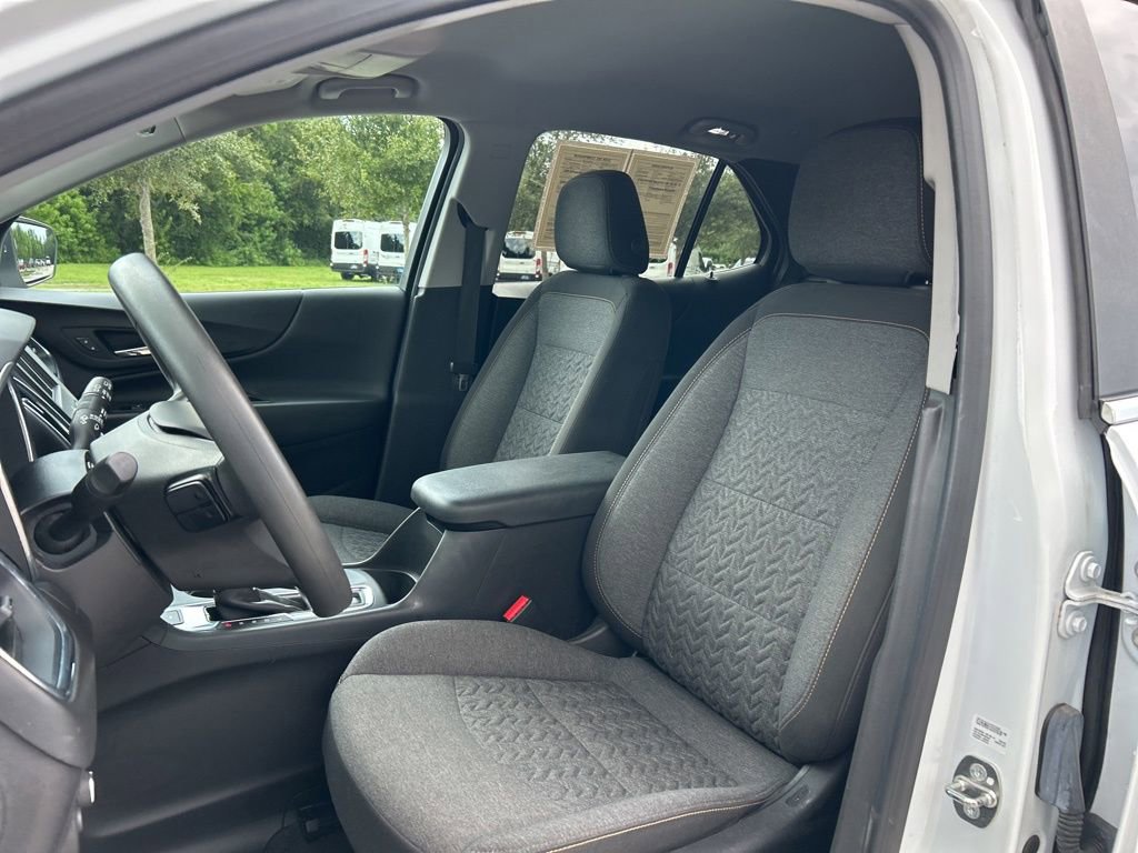 Used 2023 Chevrolet Equinox LT image 13
