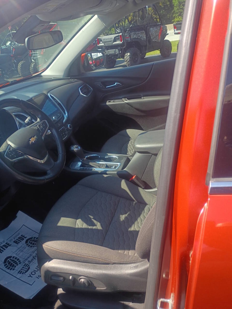 Used 2020 Chevrolet Equinox LT FWD image 11