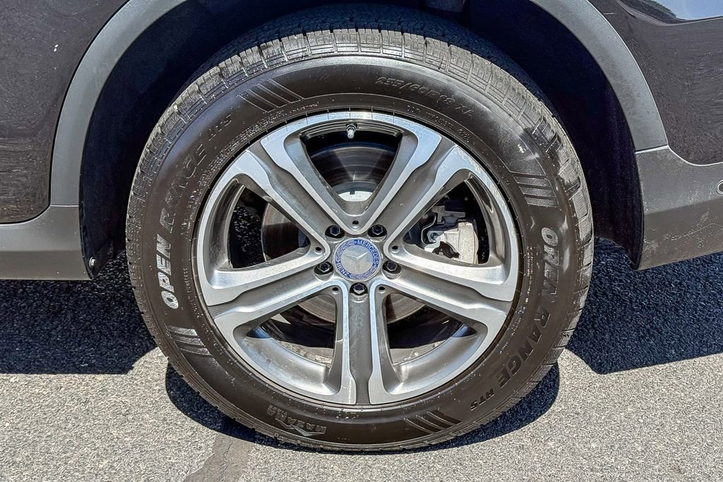 Used 2016 Mercedes-Benz GLC 300 4MATIC image 9
