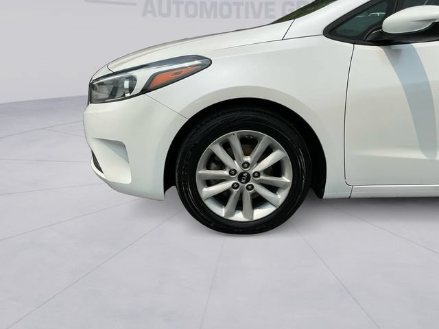 Used 2017 Kia Forte LX w/ LX Popular Package FWD image 9