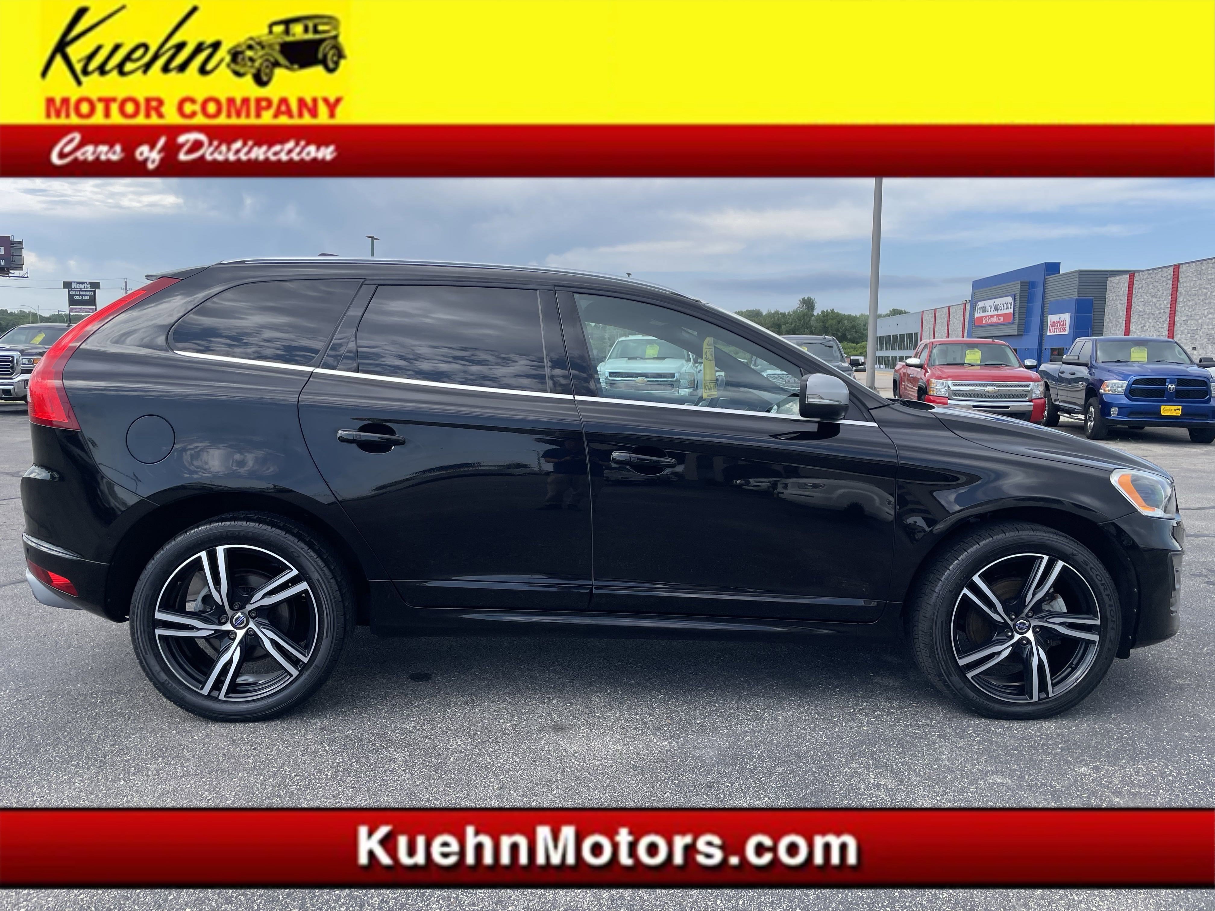 Used 2017 Volvo XC60 T6 R-Design w/ Protection Package