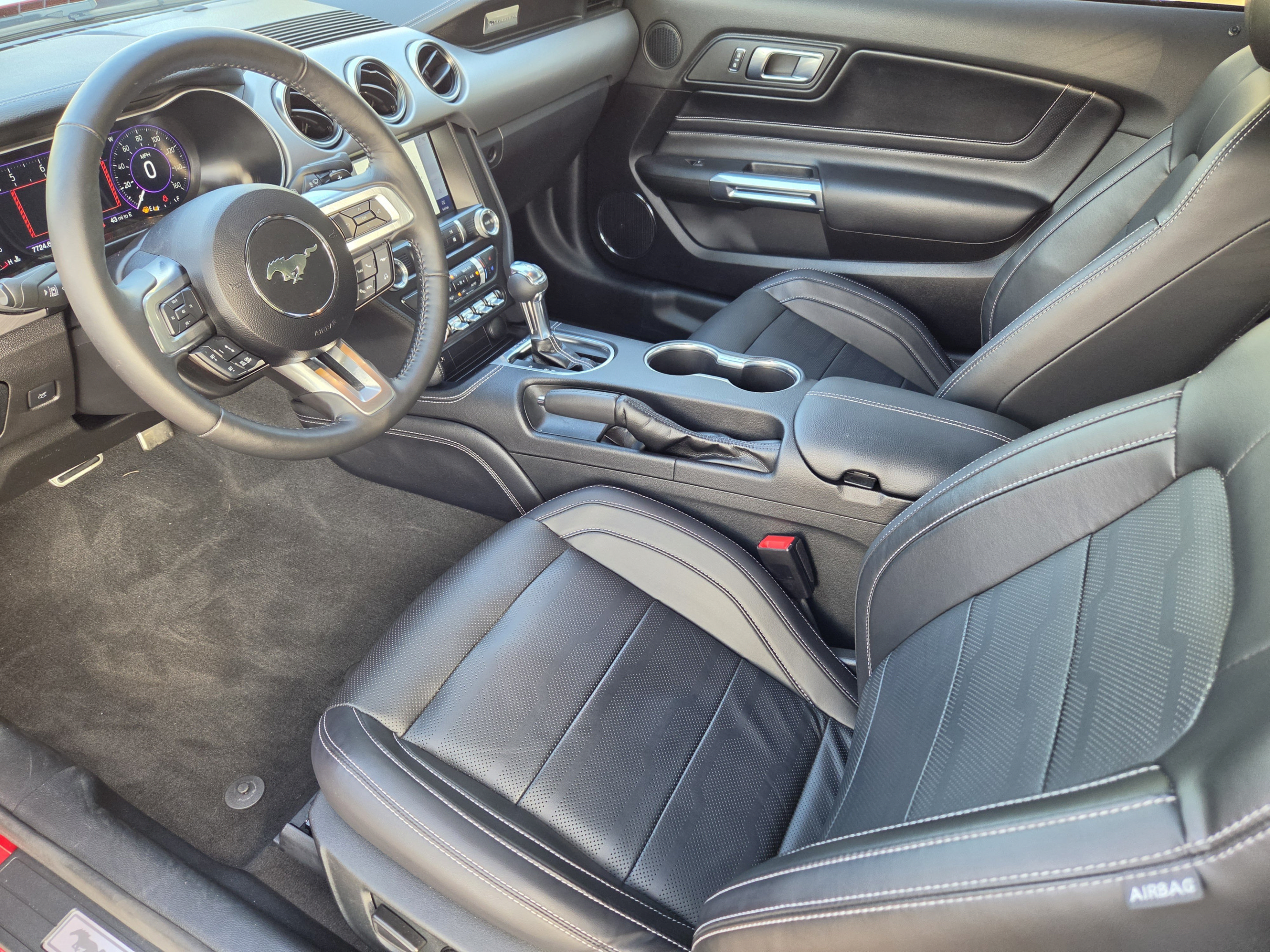 Used 2022 Ford Mustang GT Premium w/ Equipment Group 401A RWD image 6