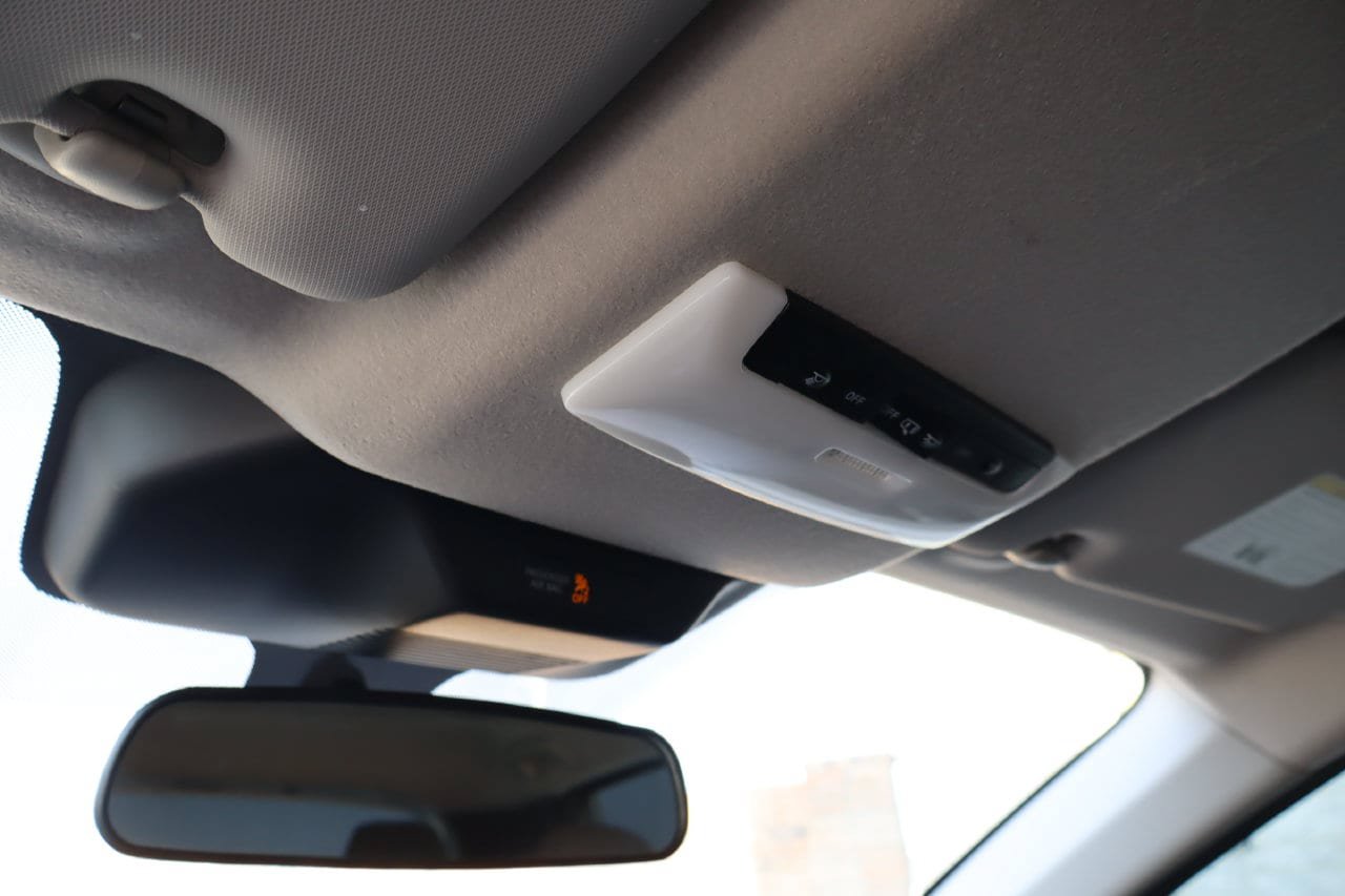 Used 2025 Nissan Kicks S FWD image 24