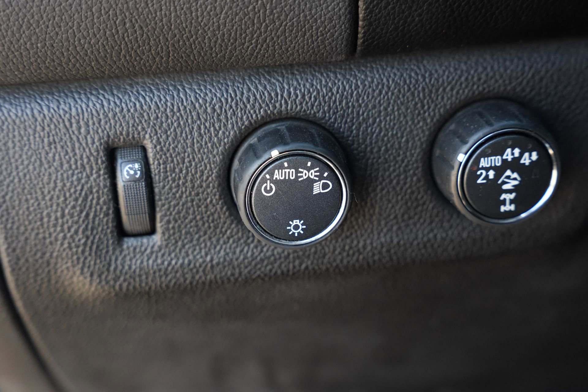 Used 2019 Chevrolet Colorado ZR2 AWD/4WD image 15