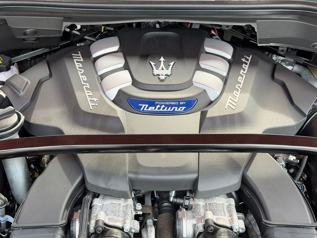 New 2026 Maserati Grecale Modena AWD/4WD image 11