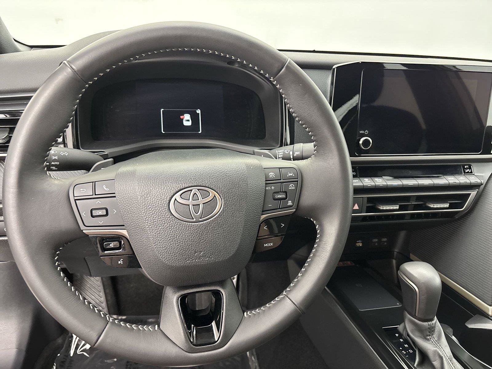 Used 2025 Toyota Camry SE AWD/4WD image 22