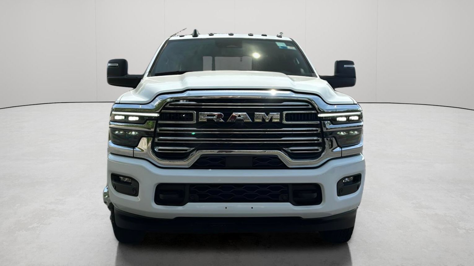 New 2026 RAM 3500 Big Horn w/ Laramie Trim Package AWD/4WD image 10