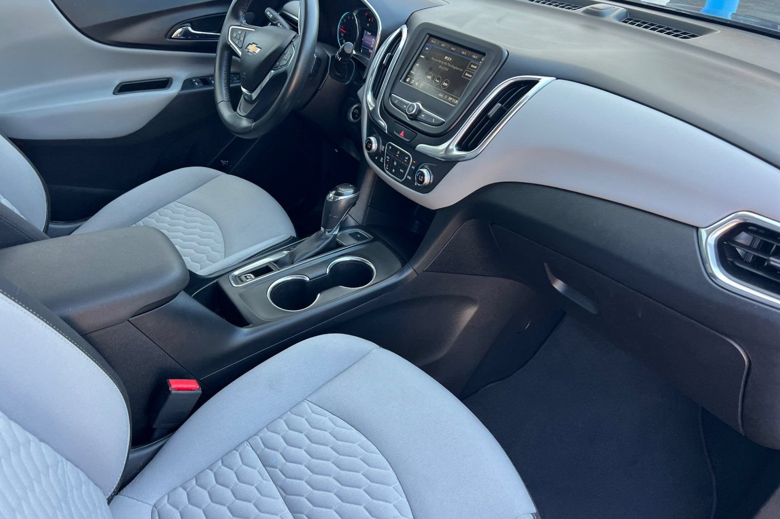 Used 2019 Chevrolet Equinox LT AWD/4WD image 13