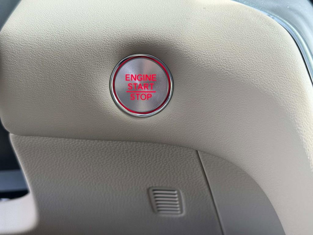 Used 2025 Acura TLX w/ Technology Package image 24