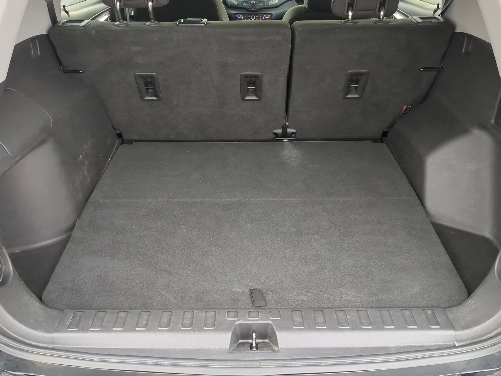 Used 2020 GMC Terrain SLE w/ Driver Convenience Package image 35