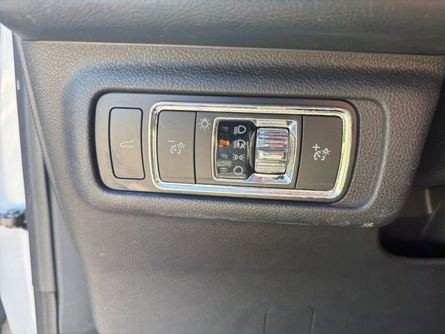 Used 2022 Lincoln Corsair AWD w/ Premium Package image 26