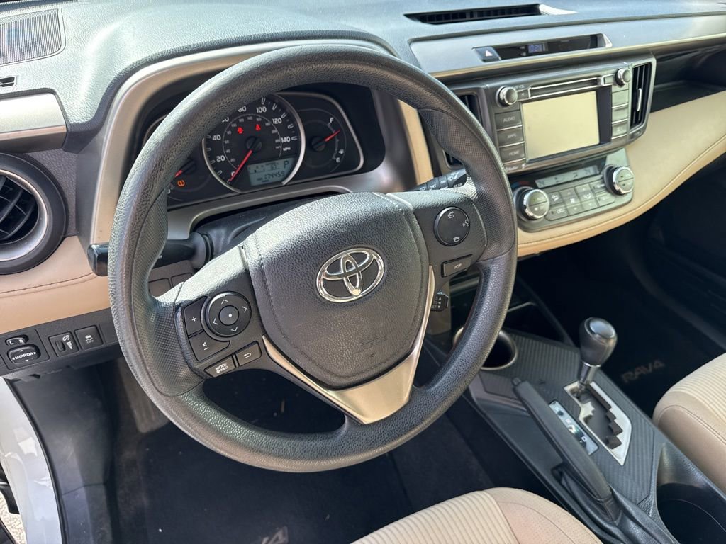 Used 2015 Toyota RAV4 XLE image 18