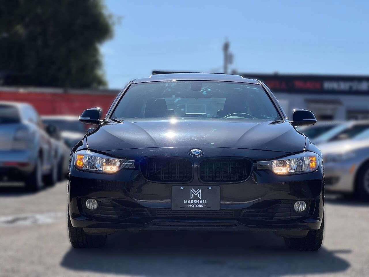 Used 2015 BMW 328i xDrive Sedan AWD/4WD image 2