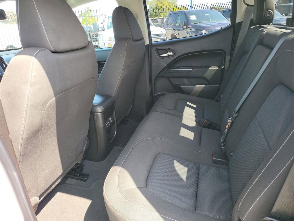 Used 2021 Chevrolet Colorado LT w/ Safety Package RWD image 15