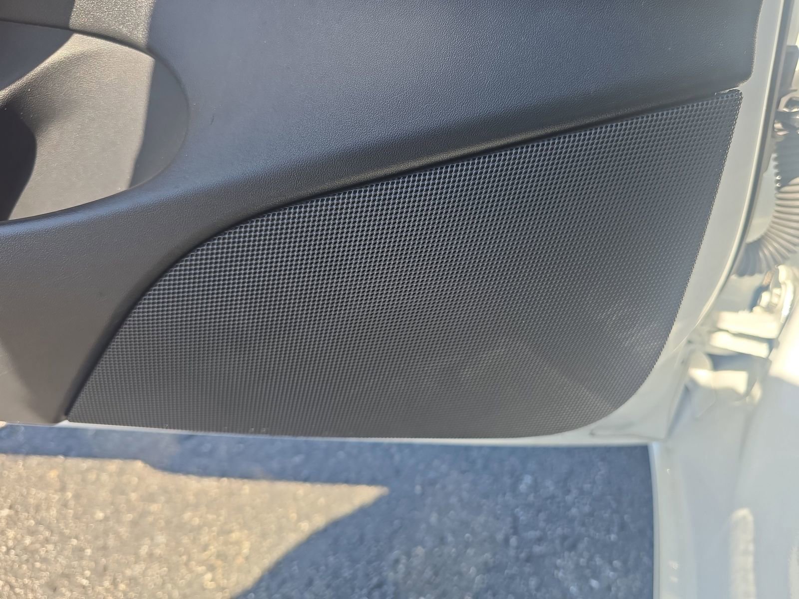 Used 2021 Tesla Model 3 Standard Range Plus image 15