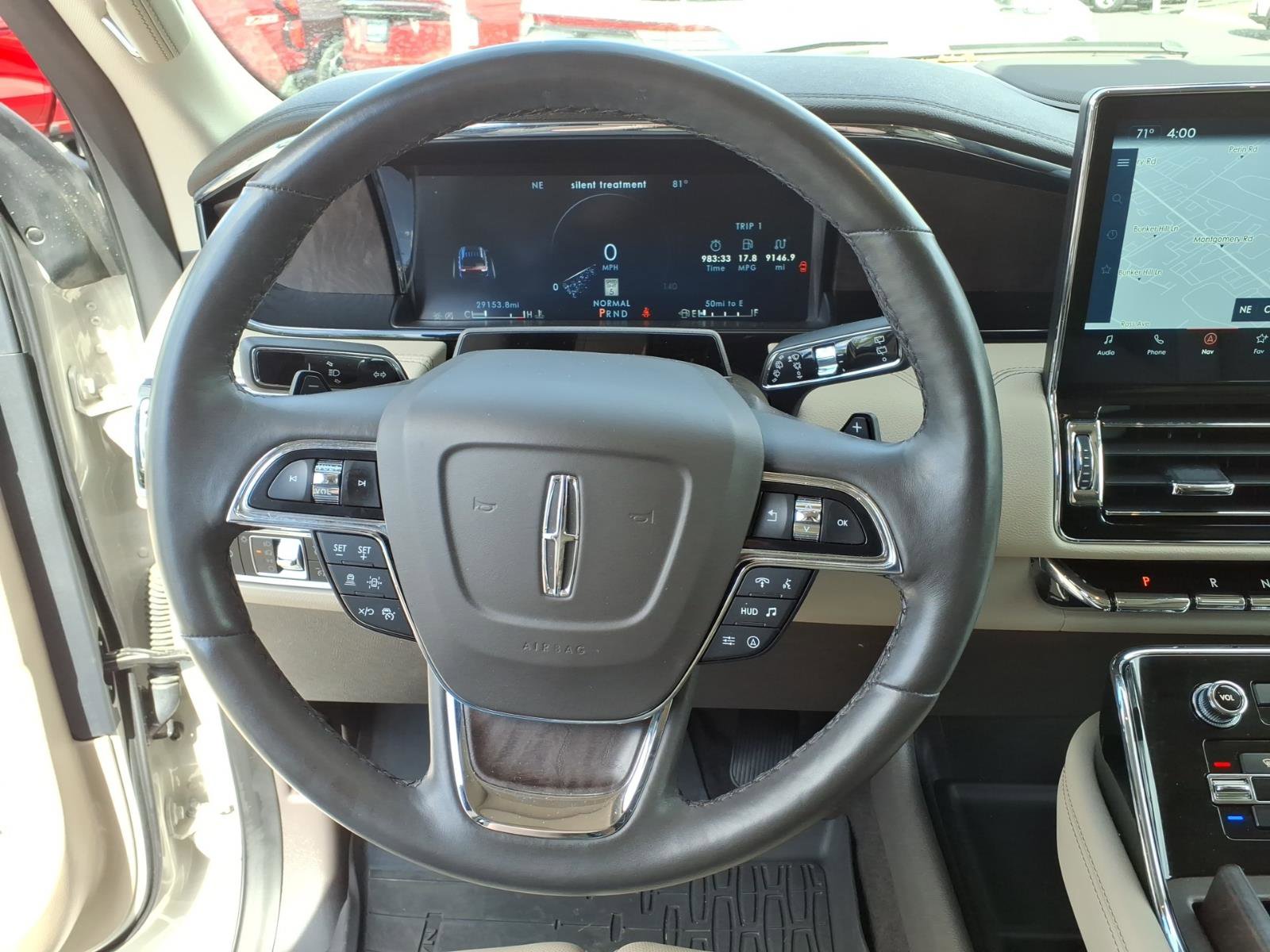 Used 2024 Lincoln Navigator L Reserve AWD/4WD image 17