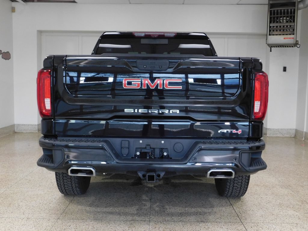 Used 2021 GMC Sierra 1500 AT4 w/ AT4 Value Package AWD/4WD image 5