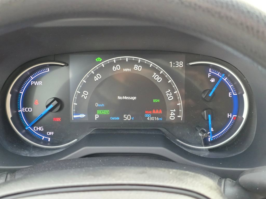 Used 2023 Toyota RAV4 LE image 26