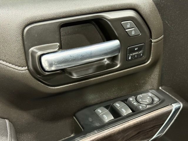 Used 2023 Chevrolet Silverado 3500 LTZ w/ LTZ Convenience Package image 16