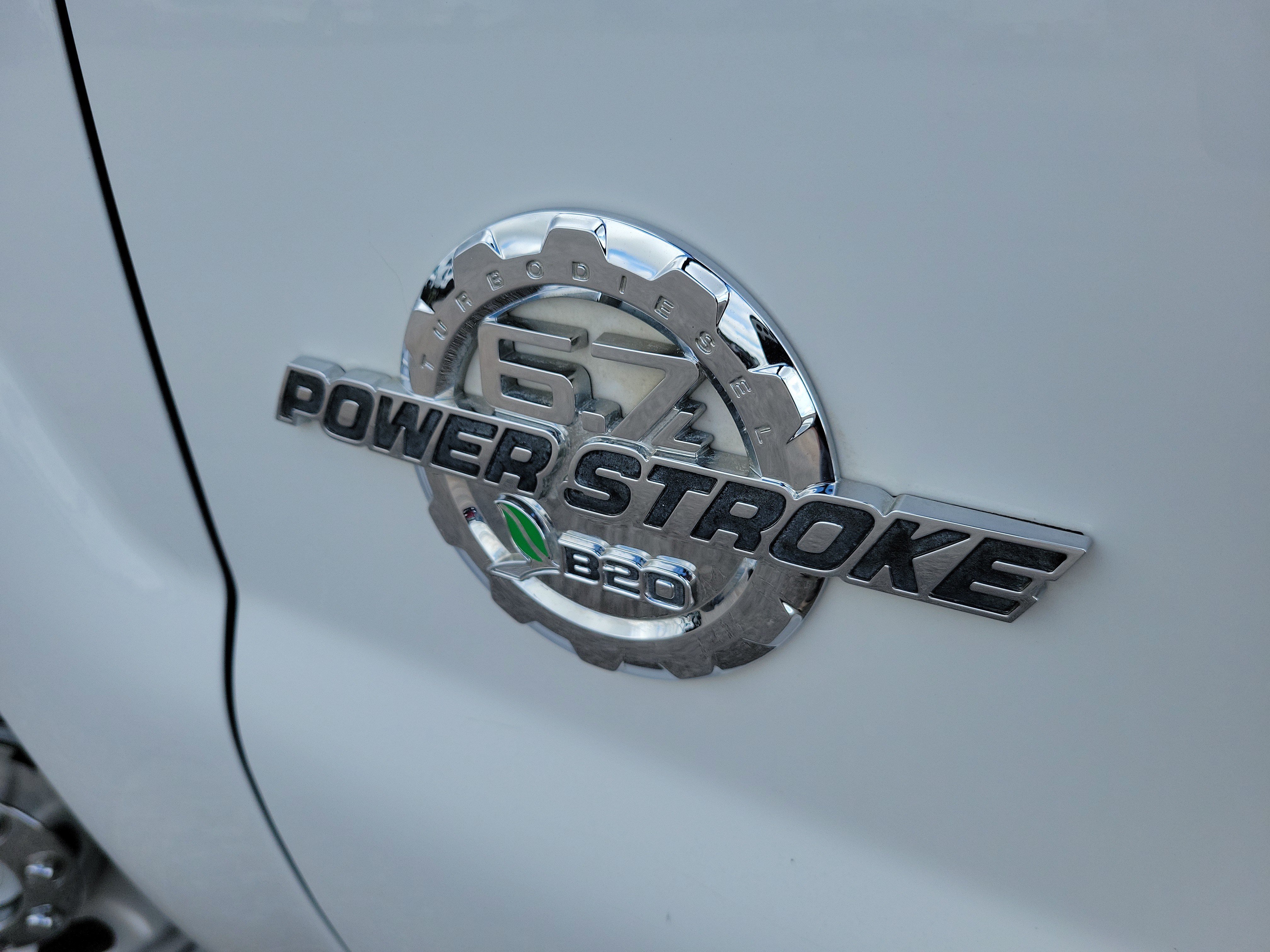 Used 2015 Ford F250 XL w/ Power Equipment Group AWD/4WD image 8