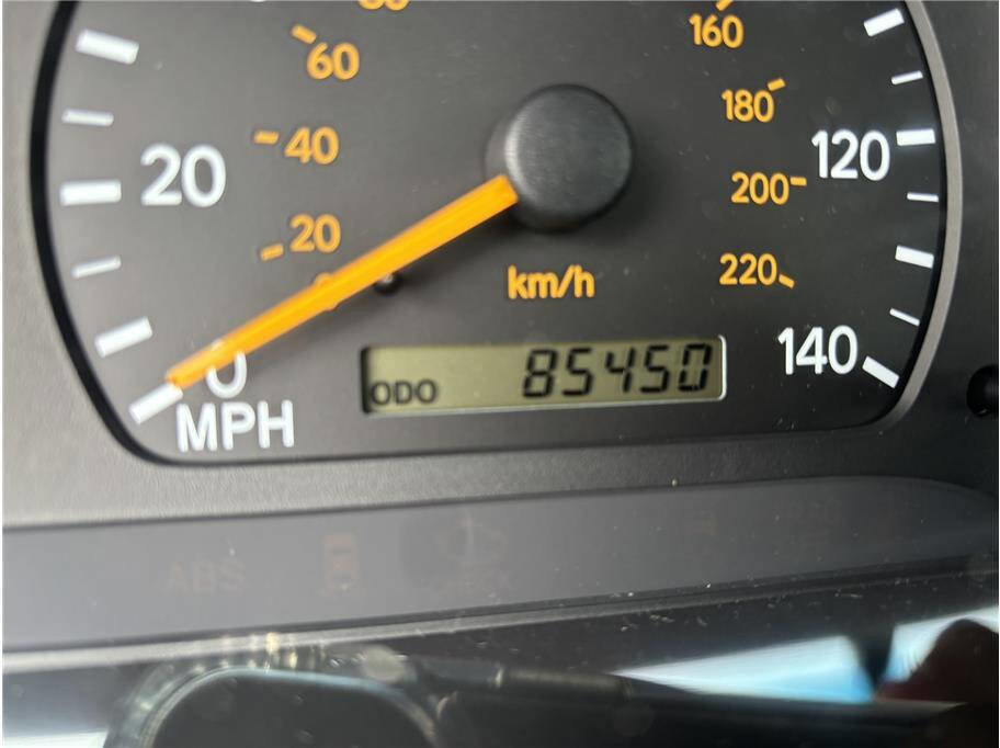 Used 1999 Toyota Avalon XLS FWD image 9