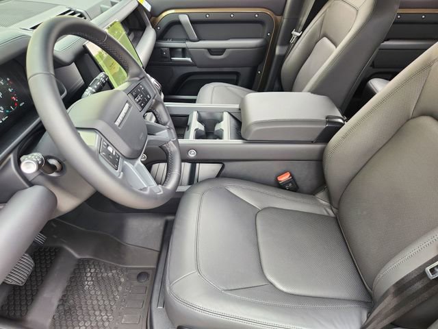 New 2026 Land Rover Defender 110 S AWD/4WD image 9