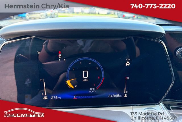 Used 2025 Chevrolet Trax LT FWD image 16