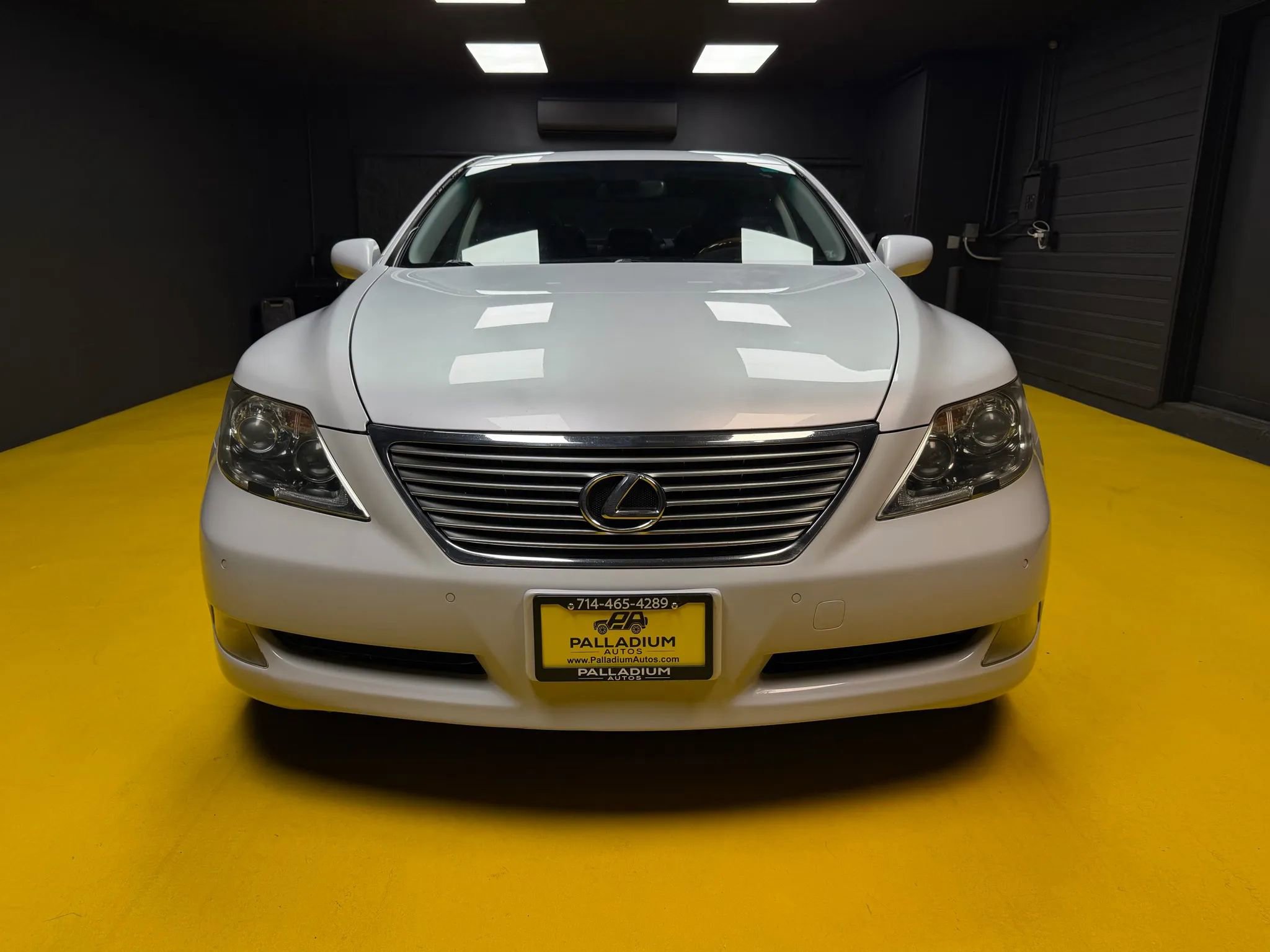 Used 2008 Lexus LS 460 image 2