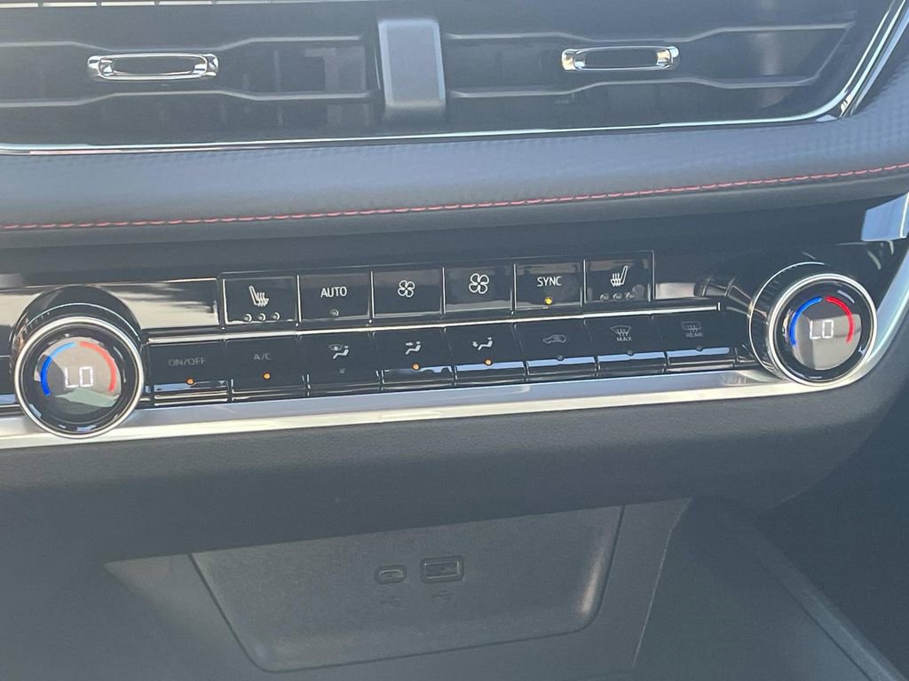 New 2026 Chevrolet Equinox RS image 22