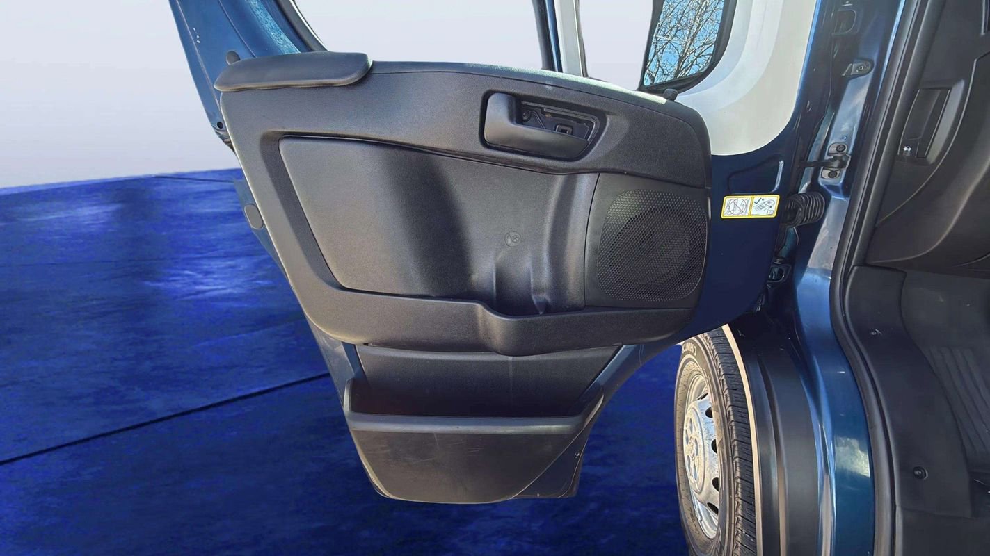 Used 2022 RAM ProMaster 2500 w/ Driver Convenience Group image 15