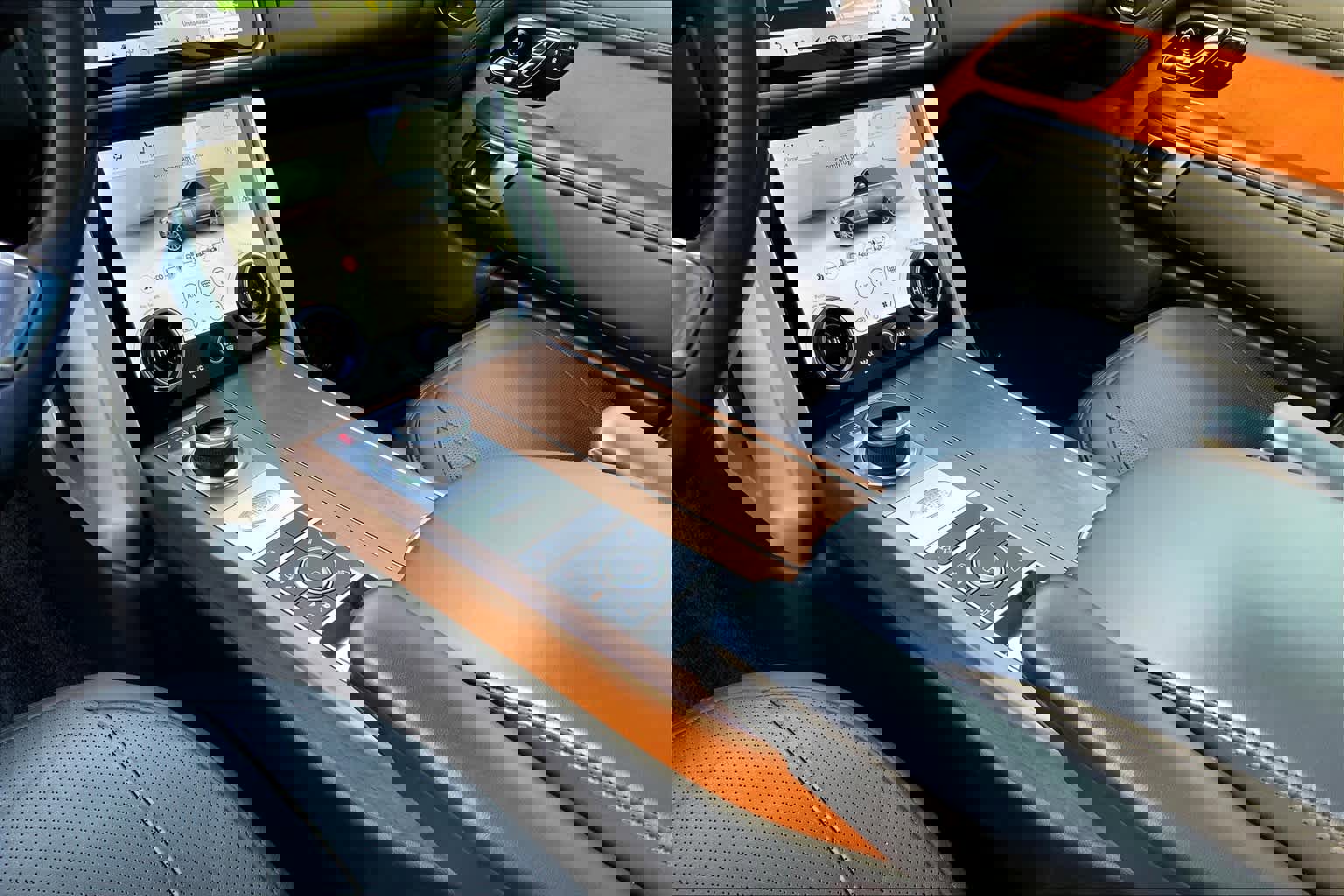 Used 2022 Land Rover Range Rover Westminster Edition image 16