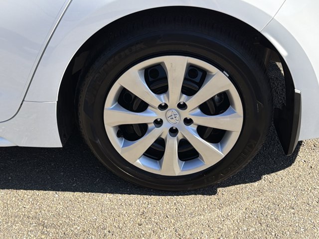 Used 2026 Toyota Corolla LE FWD image 19