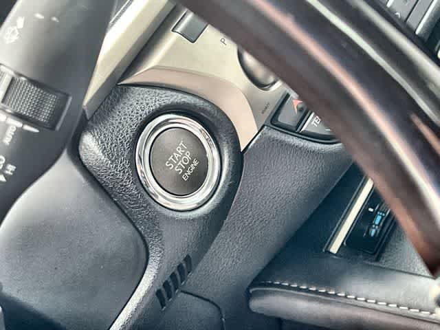 Used 2018 Lexus ES 350 w/ Ultra Luxury Package FWD image 28