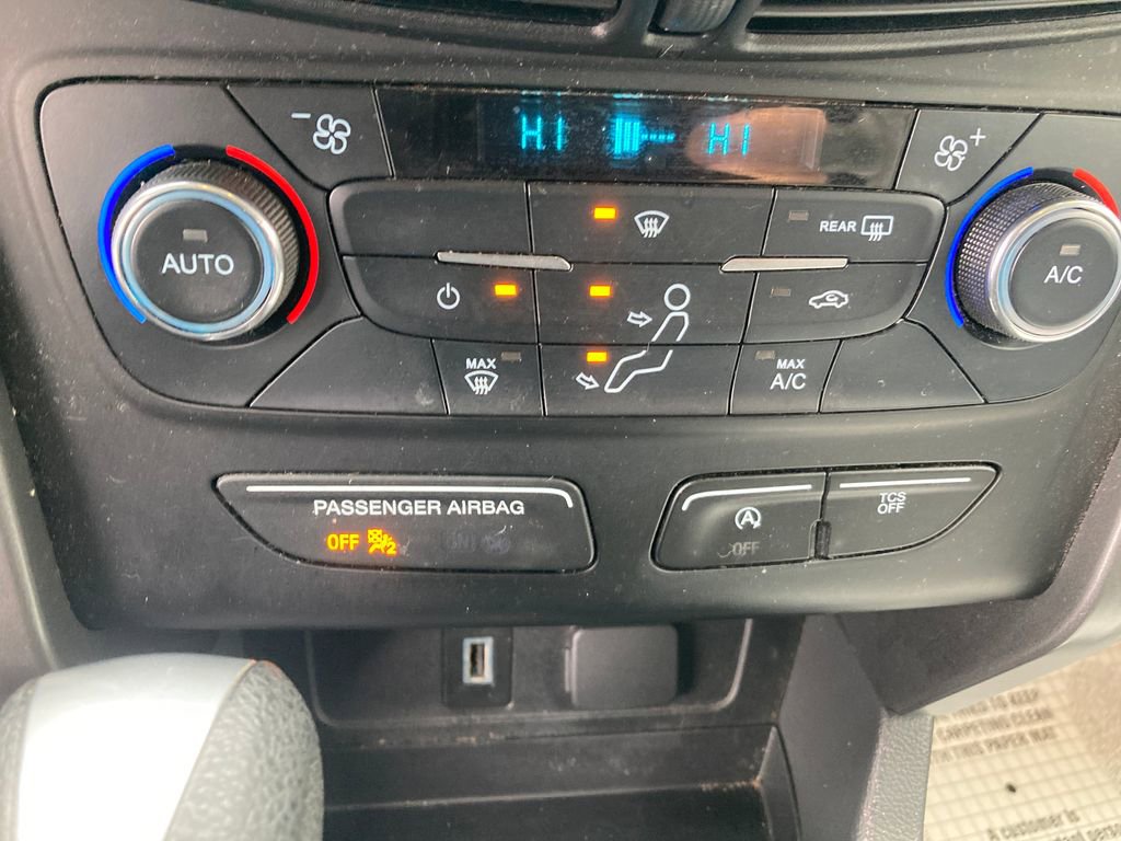 Used 2017 Ford Escape SE w/ Equipment Group 201A image 25