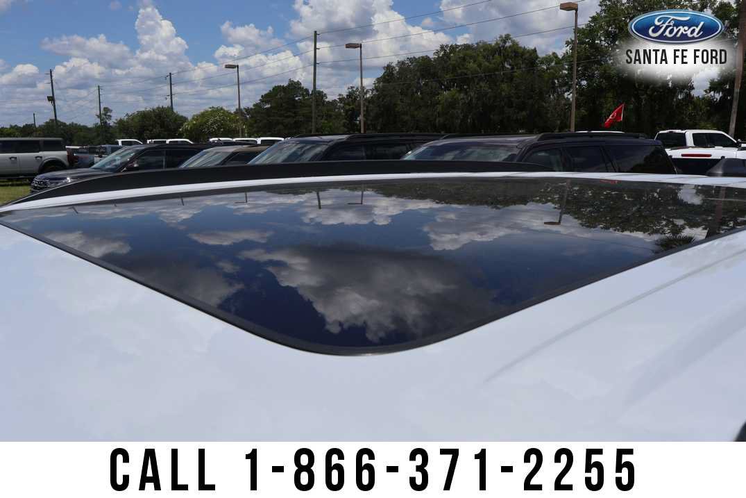 New 2026 Ford Explorer ST-Line AWD/4WD image 14