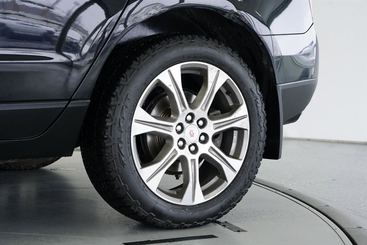 Used 2012 Cadillac SRX Premium AWD/4WD image 5