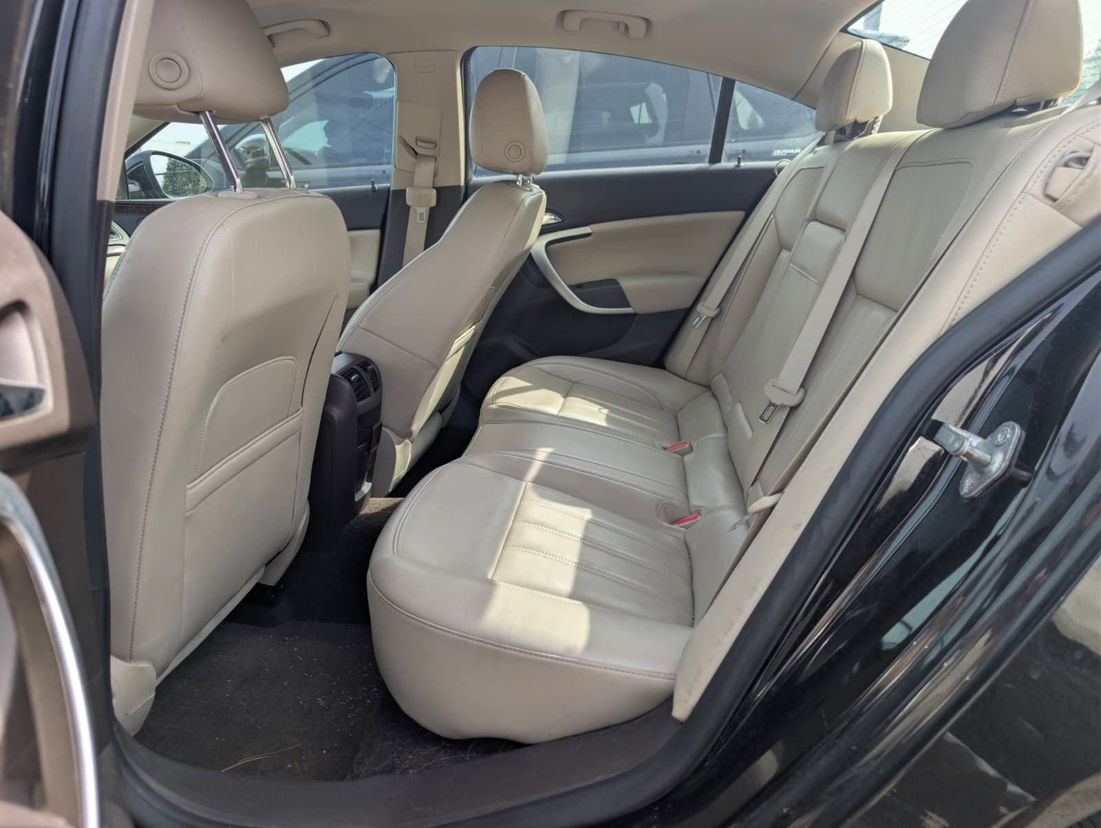 Used 2013 Buick Regal Premium image 28