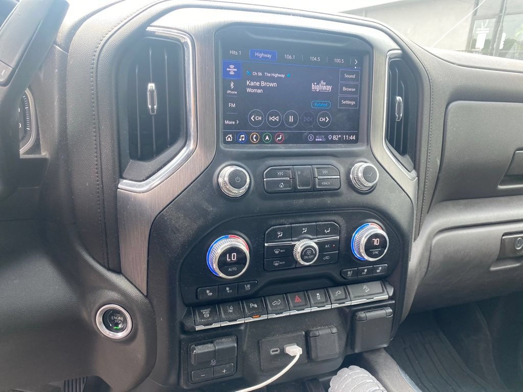 Used 2020 GMC Sierra 2500 Denali w/ Denali Ultimate Package AWD/4WD image 11