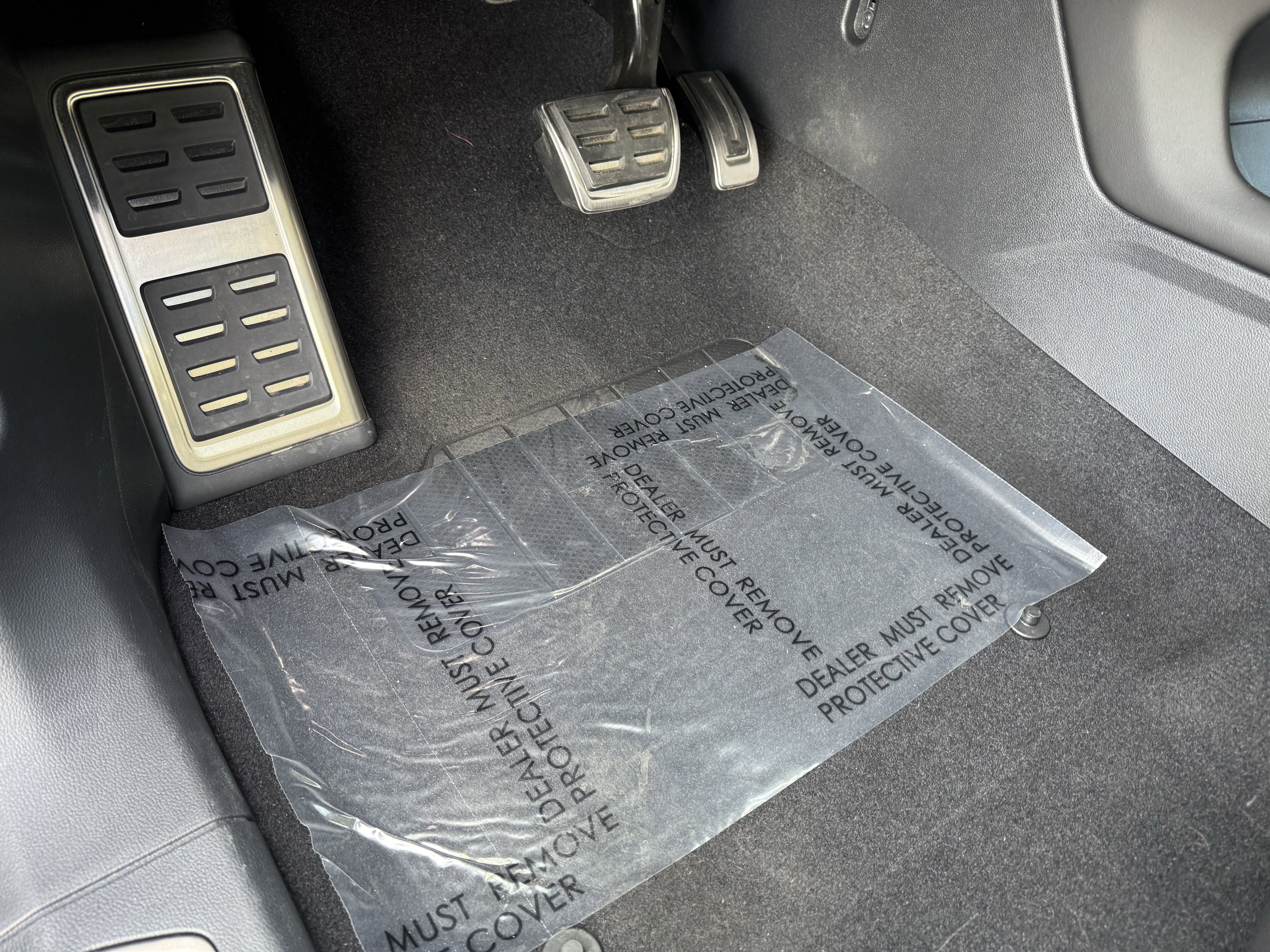 Certified 2025 Volkswagen Atlas Peak Edition SE image 19