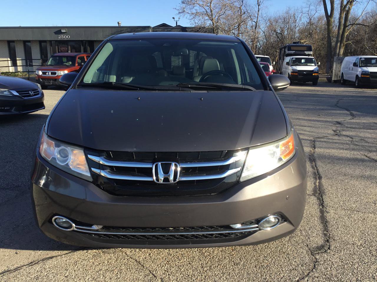 Used 2014 Honda Odyssey Touring image 3