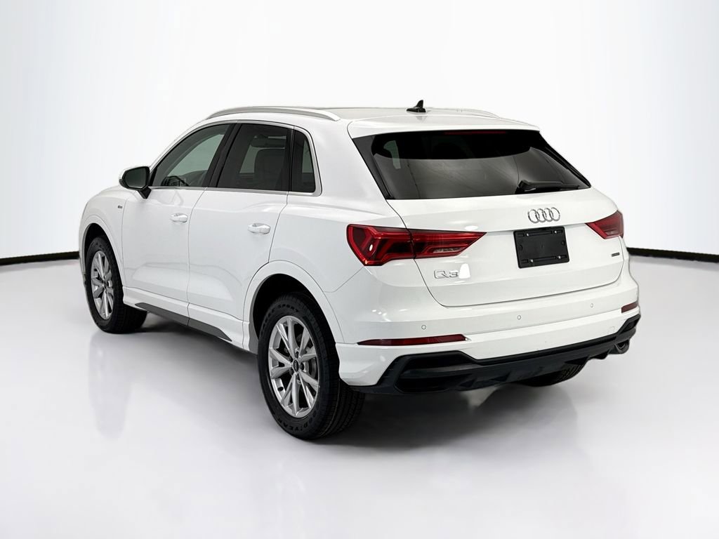 Used 2024 Audi Q3 2.0T Premium AWD/4WD image 7